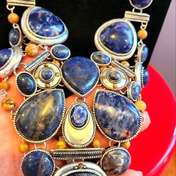 Elegant Blue and Gold Statement Necklace - Picture 4 of 6